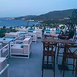 Olivia بودروم